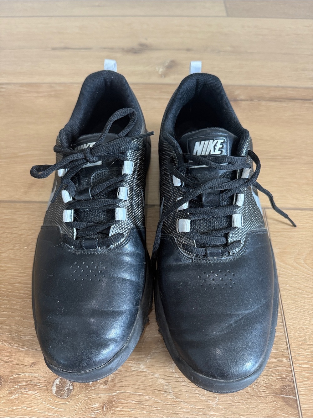 Mens Nike Explorer CTRL Golf Shoes Black Leather Spikeless 704694-001